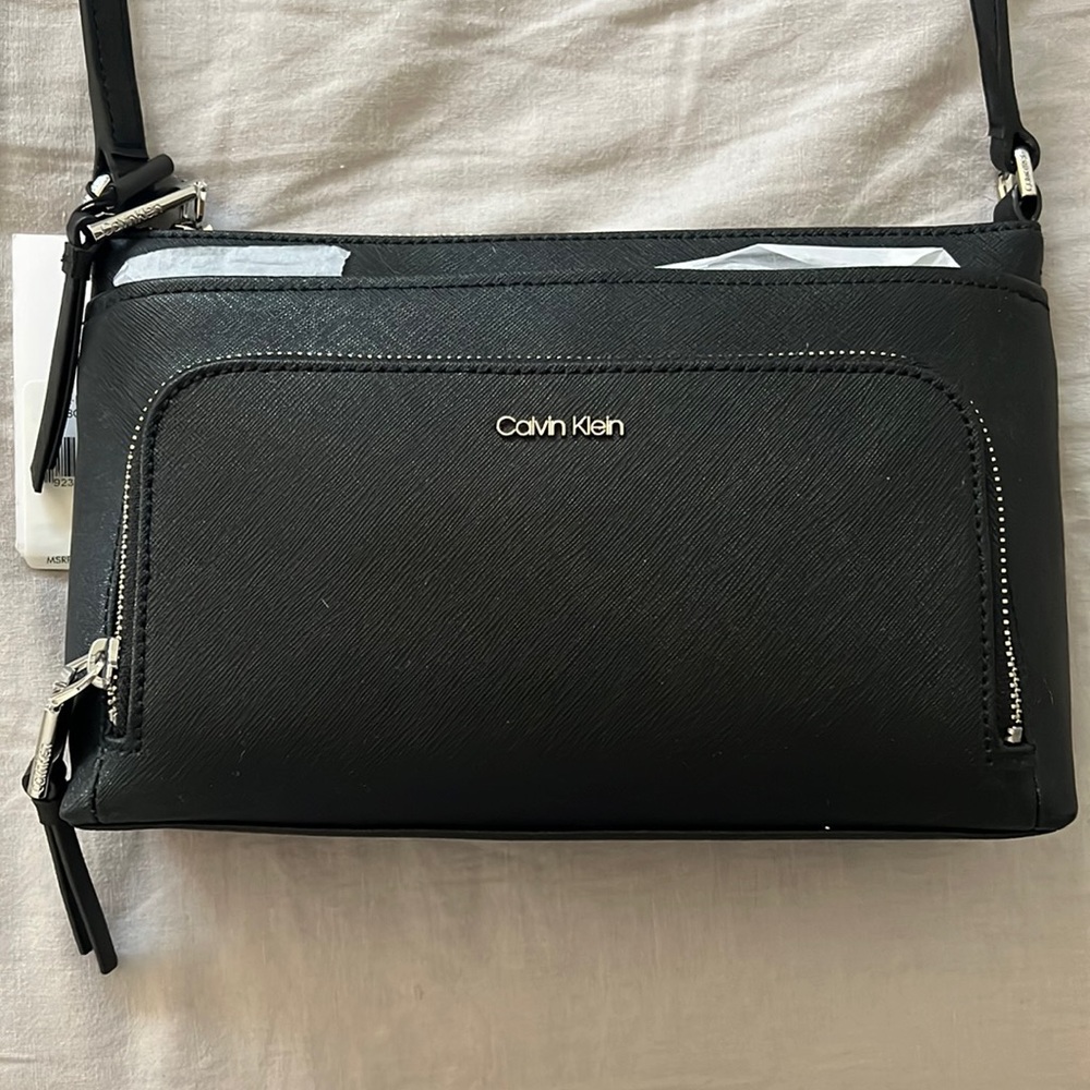 Never worn Calvin Klein handbag